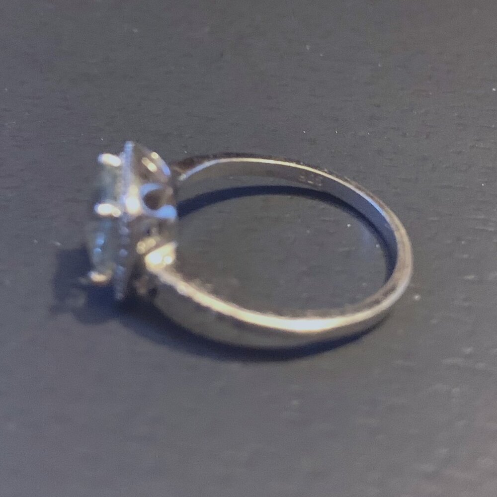 BLUE TOPAZ & DIAMOND STERLING SILVER RING - Picture 5 of 6